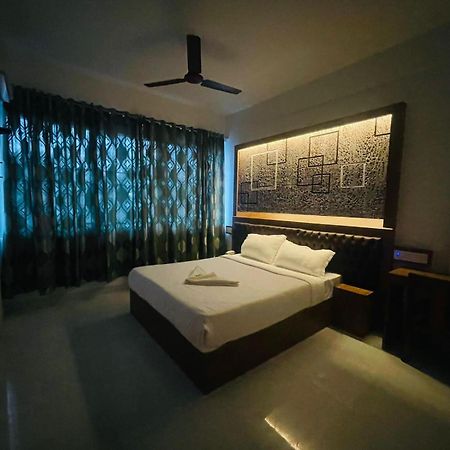 B Six Hotel Bangalore Esterno foto
