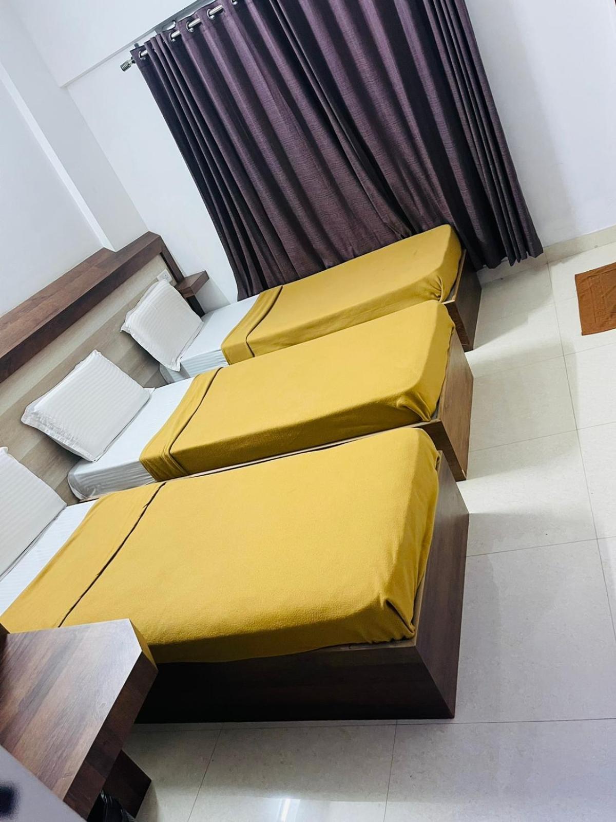 B Six Hotel Bangalore Esterno foto