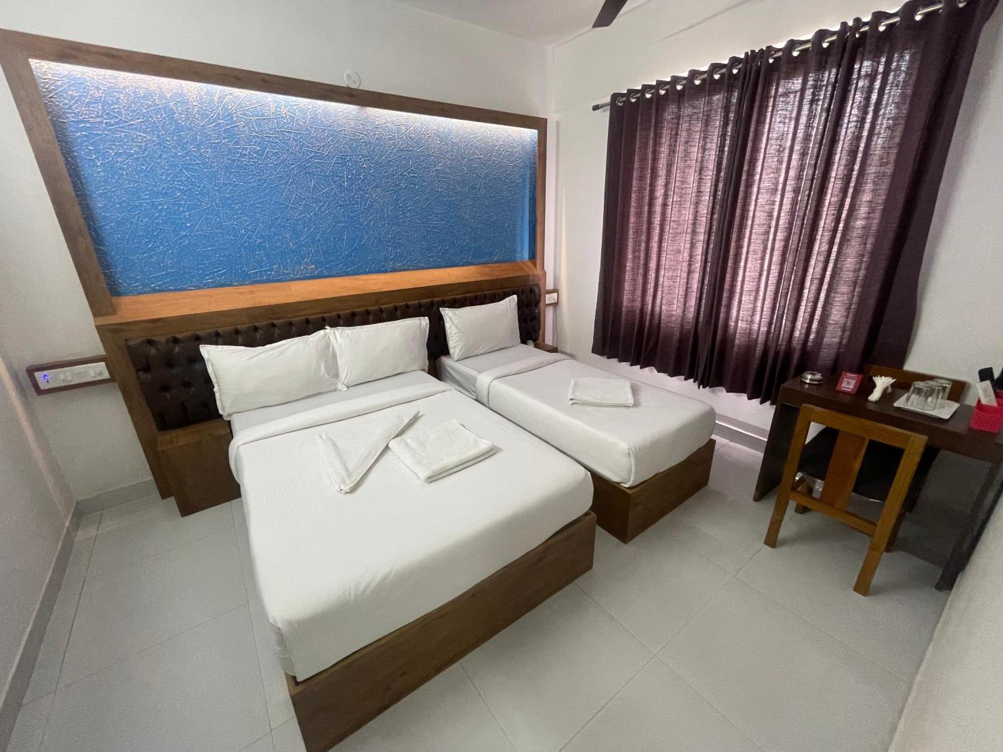 B Six Hotel Bangalore Esterno foto